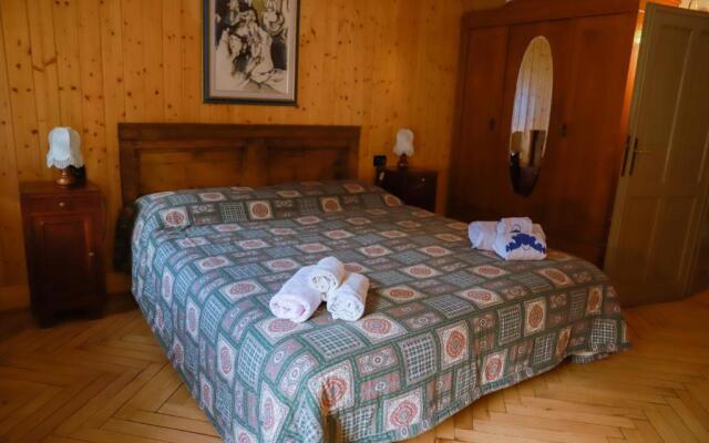 COL DE RIF Piccolo Appartamento Storico Dolomiti