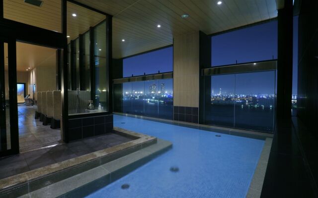 The Singulari Hotel & Skyspa at Universal Studios Japan
