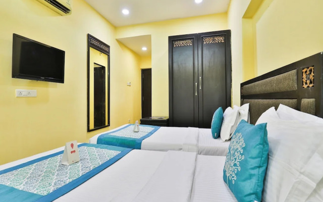 Hotel Lotus Residency