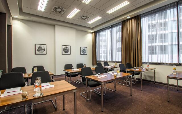 Crowne Plaza Birmingham City Centre by IHG