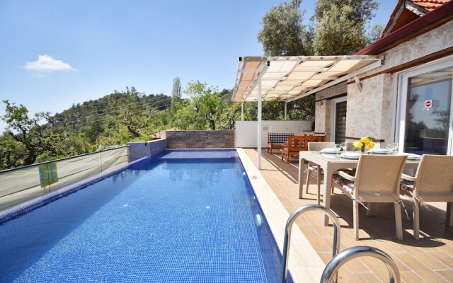 Villa Bengu by Helaltatilvillari