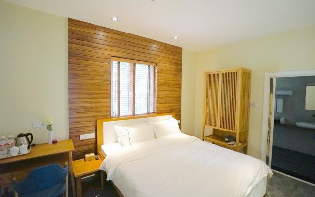 Yiyun Lakeside Hotel