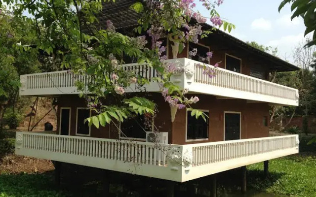 Hotel Les Lacs Resort
