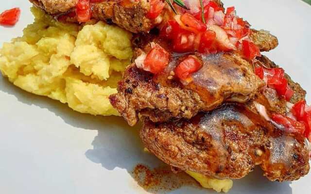 Demeg Hotel And Suites