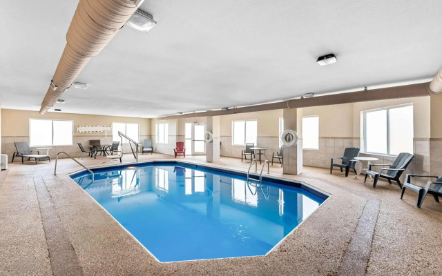 Comfort Inn & Suites Columbus East