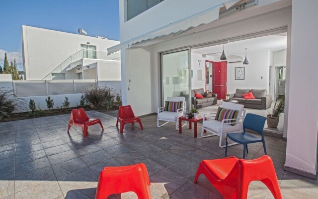 Celebrity Villa Hollyoaks 2