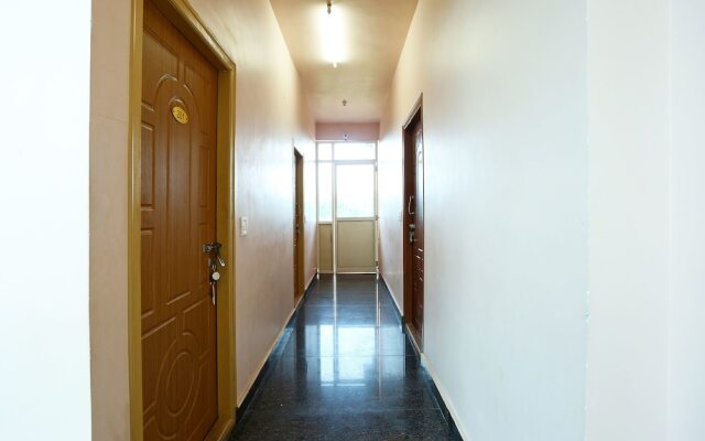 OYO 9262 Recluse Premiere Hotel