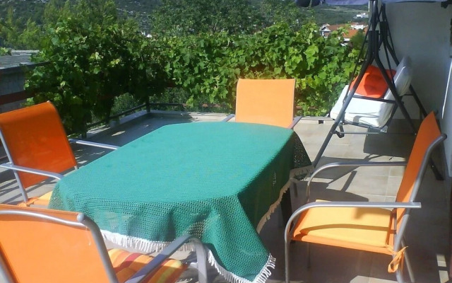 Marino - Large Terrace - A1