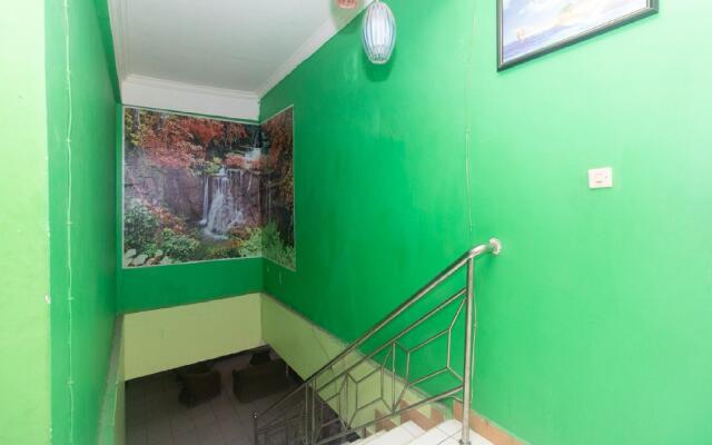 RedDoorz @ Frans Seda Kupang