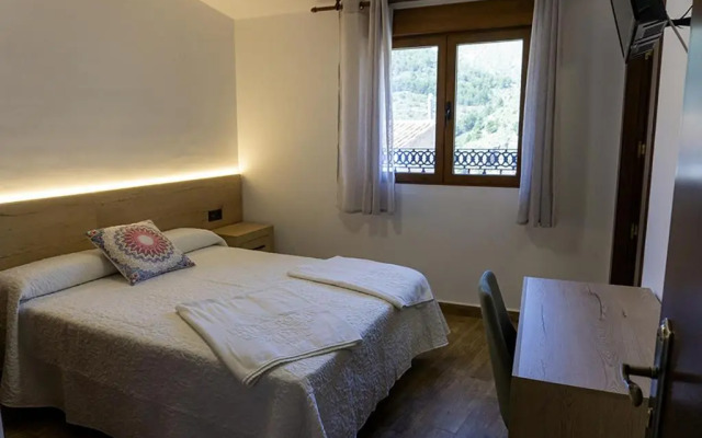 Alojamientos Rurales Entre Rocas