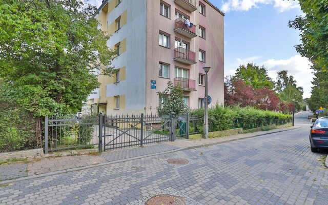 Berka Joselewicza Apartment by Renters