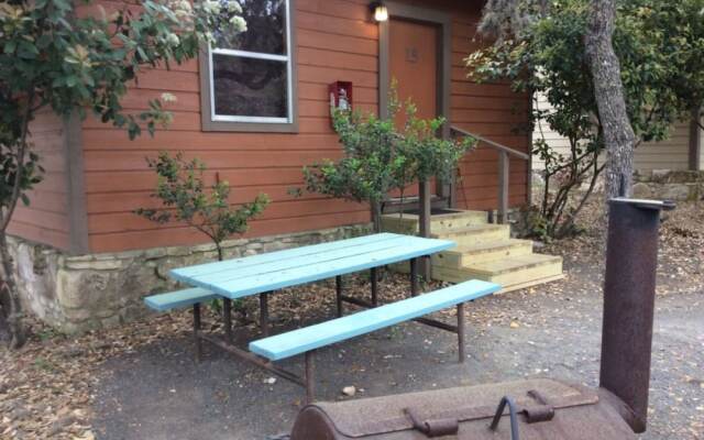 The Leakey Inn by CMD