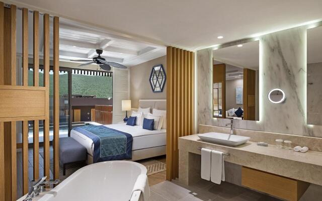 Titanic Luxury Collection Bodrum