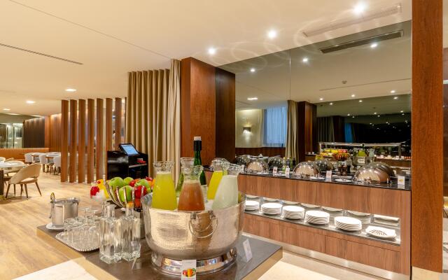 TURIM Boulevard Hotel – Adults Only