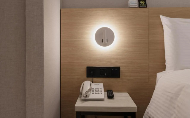 Sweet Hotel