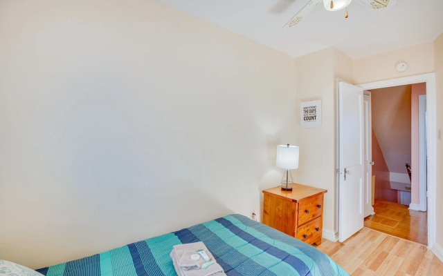 Quaint Lansdowne Getaway Near Downtown Philly!