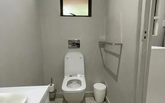 Guest House on Gillian Unit 4 (Adults Only)