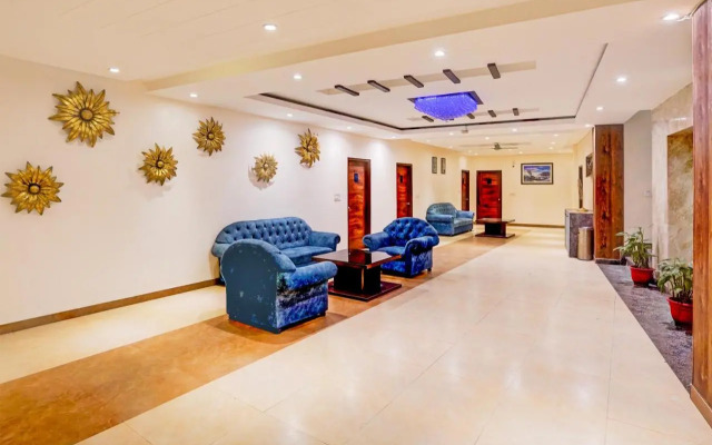 OYO Rooms Railway Station Raja Road 1