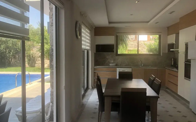 Demirci Villa Torba