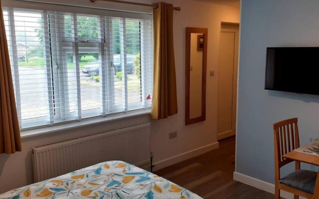 Immaculate 1-bed Studio in Bognor Regis