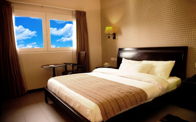 The Blowfish Hotel