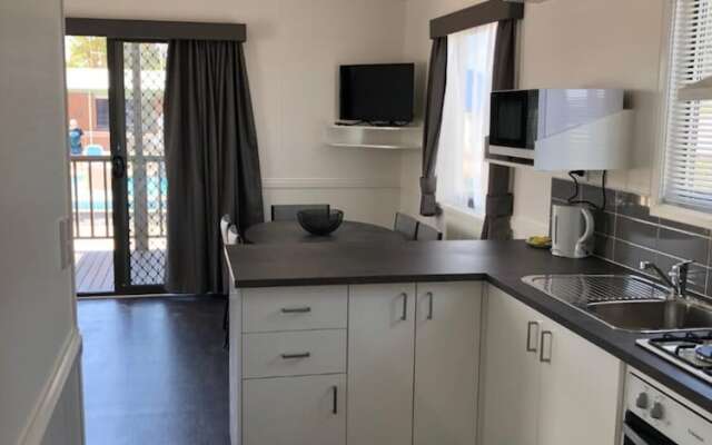 Geelong Surfcoast Hwy Holiday Park