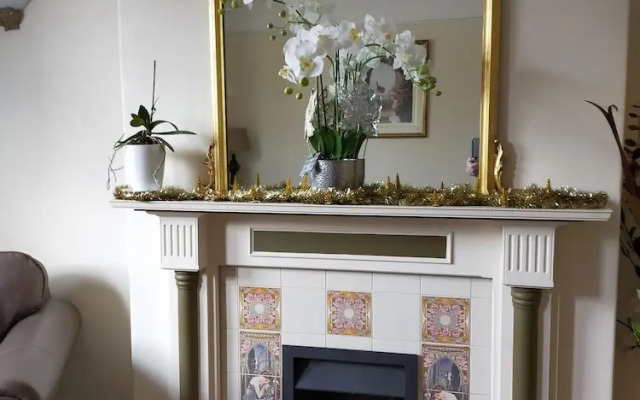 The Groveside Guest House