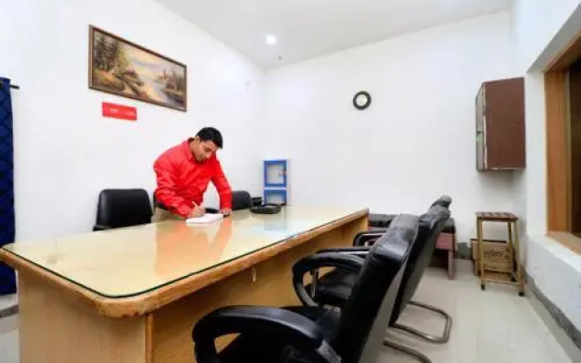 Sheela Stays By OYO Rooms