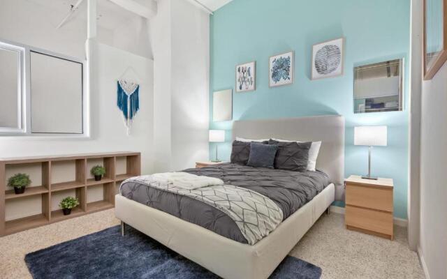 Trifecta 2BR Modern & Spacious Superhost