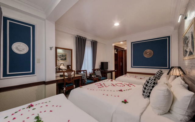 Prince II Hotel