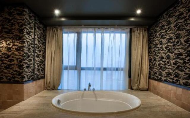 Xi'an 52 Hezi Hotel