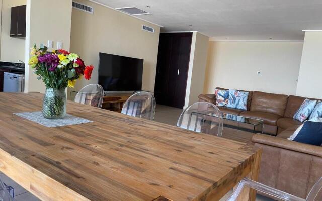 UMDLOTI - On the BEACH! Private & Central. Sleeps 8.