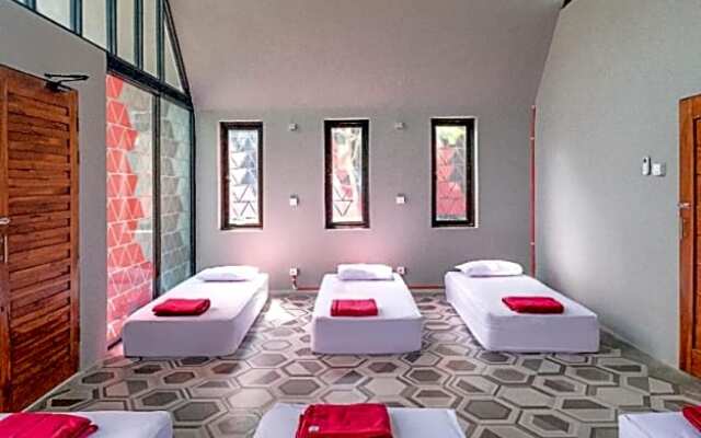 Radika Paradise Villa & Cottage