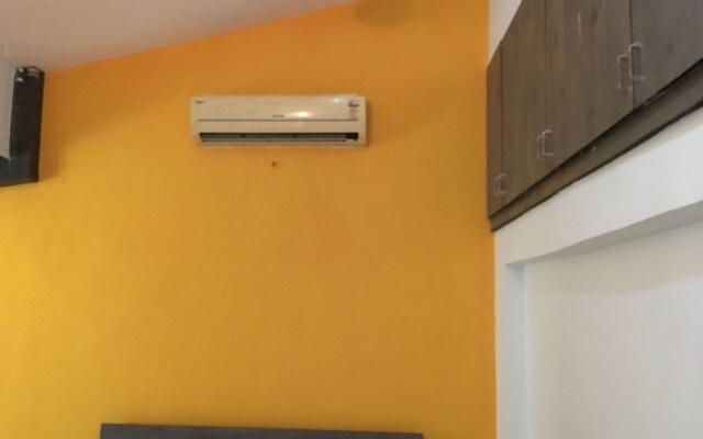 OYO StayOut Villa 2BHK Near Tito's Lane