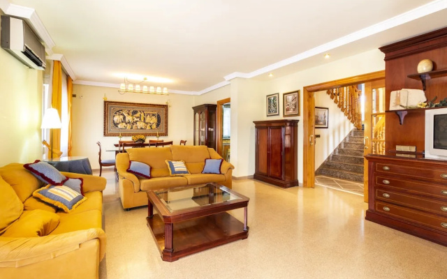 Villa Del Mamut