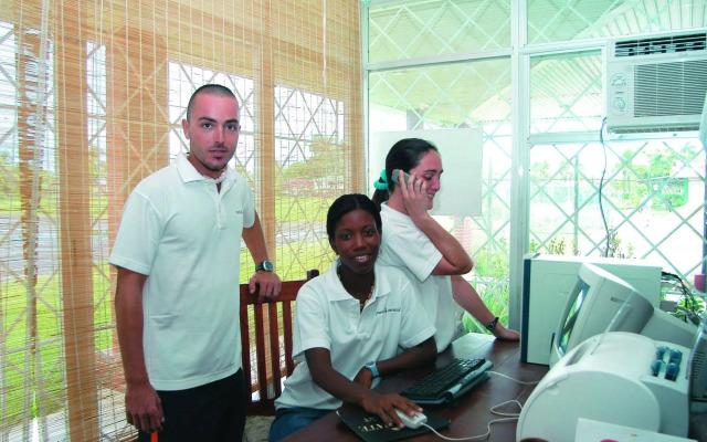 Punta Caracol Acqua Lodge