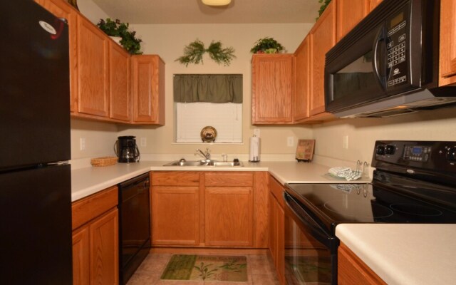 Cedar Lodge 204