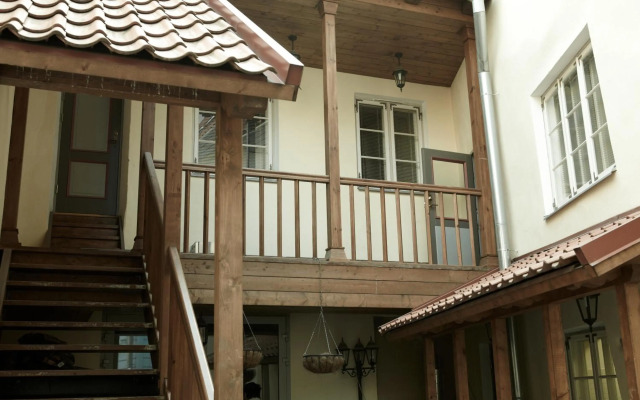 CRU Hotel
