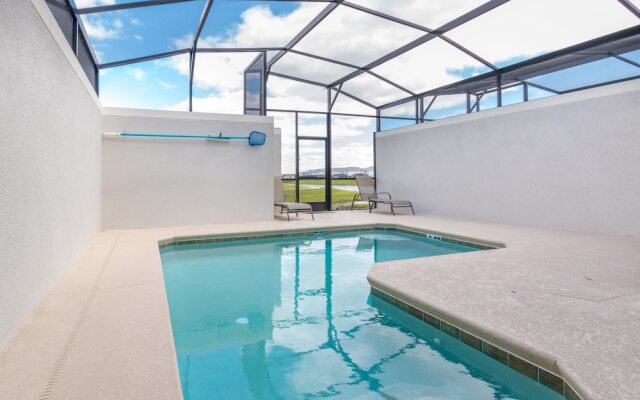 VIlla Kerpen - Storey Lake