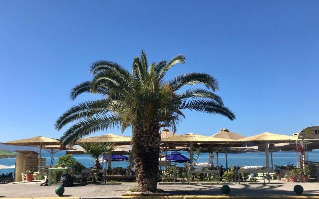 Balsam suite - 50m to the beach
