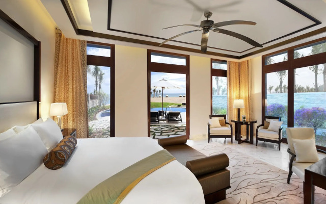 The St. Regis Sanya Yalong Bay Resort