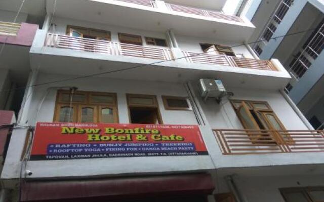 Bonfire Hostels Rishikesh