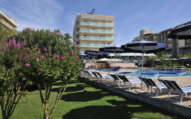 Hotel Royal