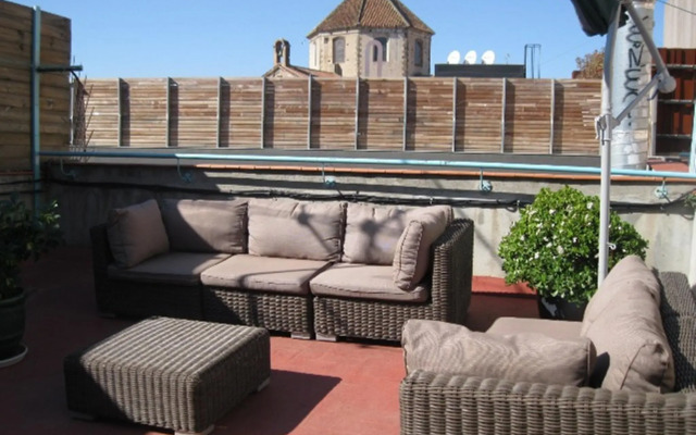 Ideal Youth Hostel