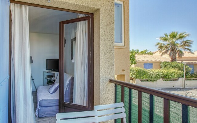 Scenic Apartment in Fleury With Balcony Near Sea