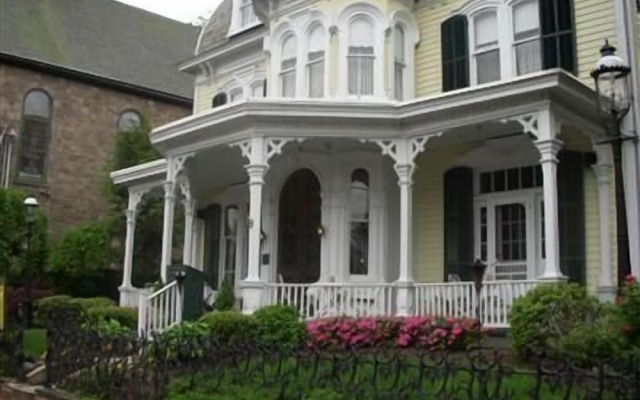 The Mansion Inn