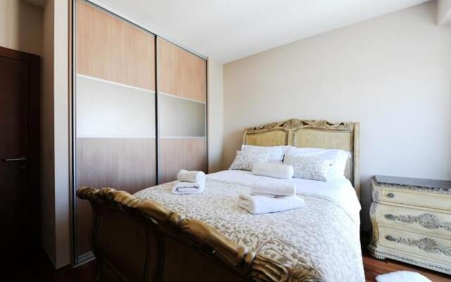 Sunset Penthouse Apartment with Hot Tub