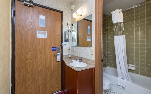 Motel 6-Moline, IL