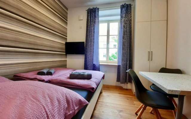 Apartment Silver