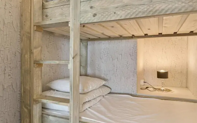 Studio in Blankenberge With Sea Views